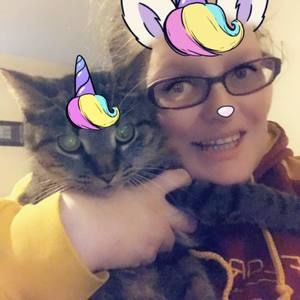 Meet your Posher, Cassandra